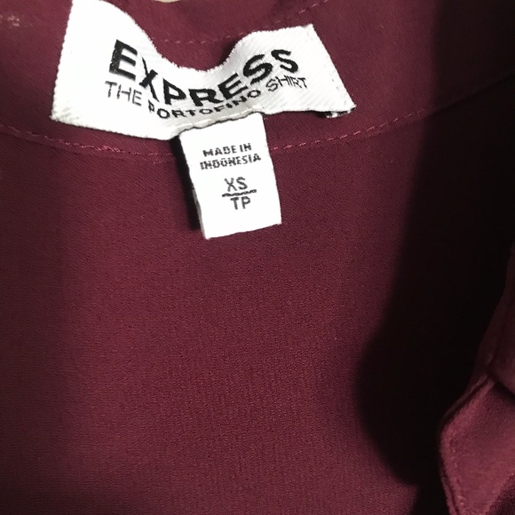 Button down - Picture 2 of 3